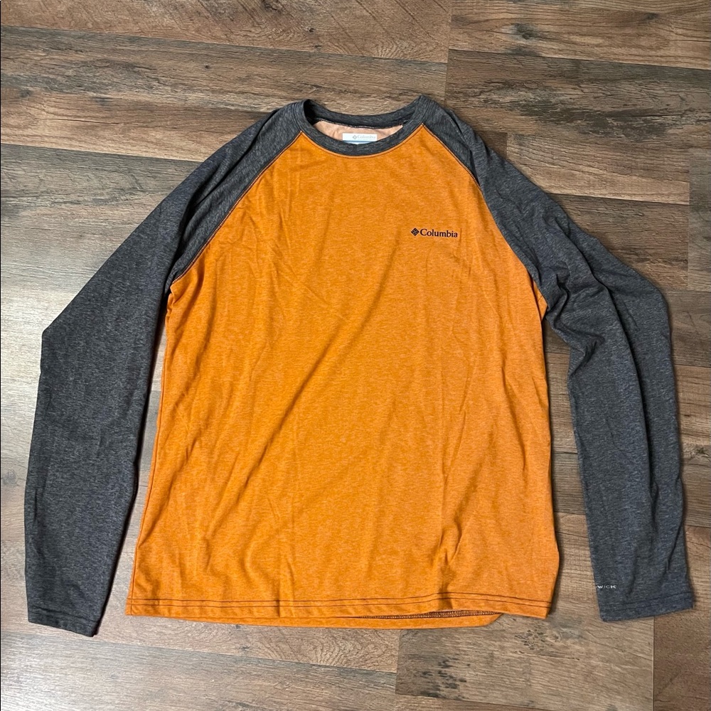 Columbia Sportswear long sleeve tee